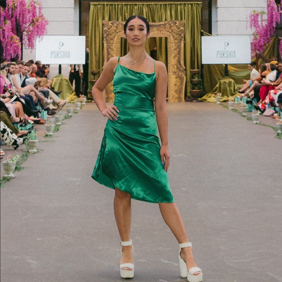 Emerald Satin Mini Dress |Adjustable Straps/Slit Detail/Holiday Party–Size S M L - Picture 1 of 13